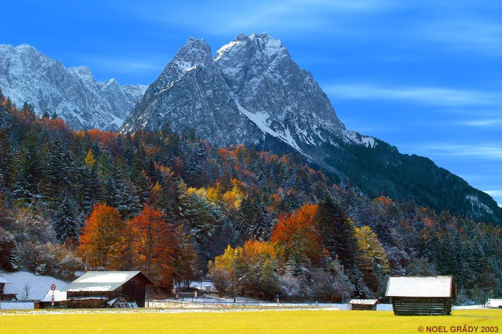 Landhaus Alpenblick Apartment การ์มิช-พาร์เทนเคียร์เชน ภายนอก รูปภาพ